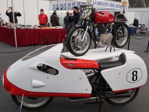 Epoca: Guzzi e Gilera protagoniste alla Mostra Scambio di Novegro  (3)