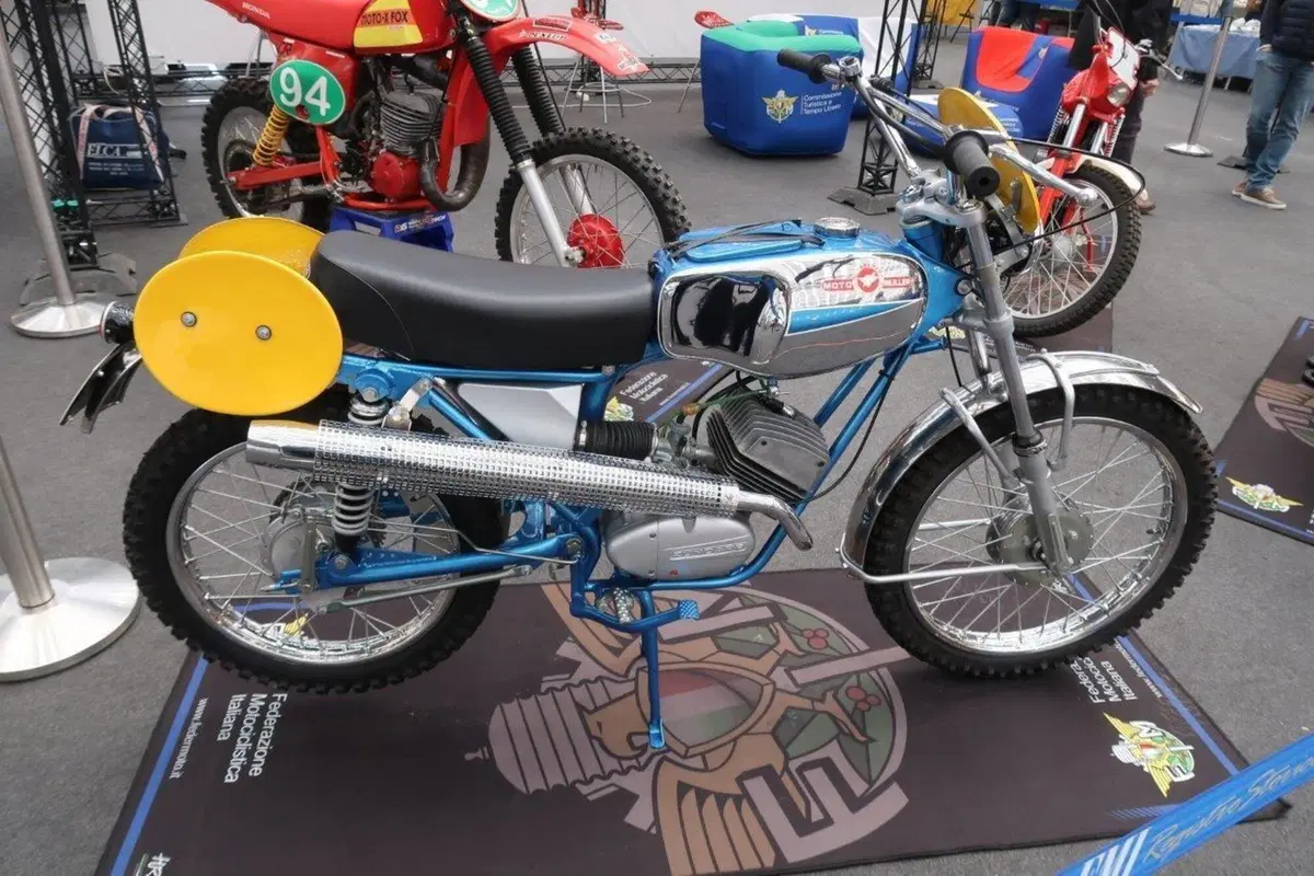 Epoca: Guzzi e Gilera protagoniste alla Mostra Scambio di Novegro  (18)