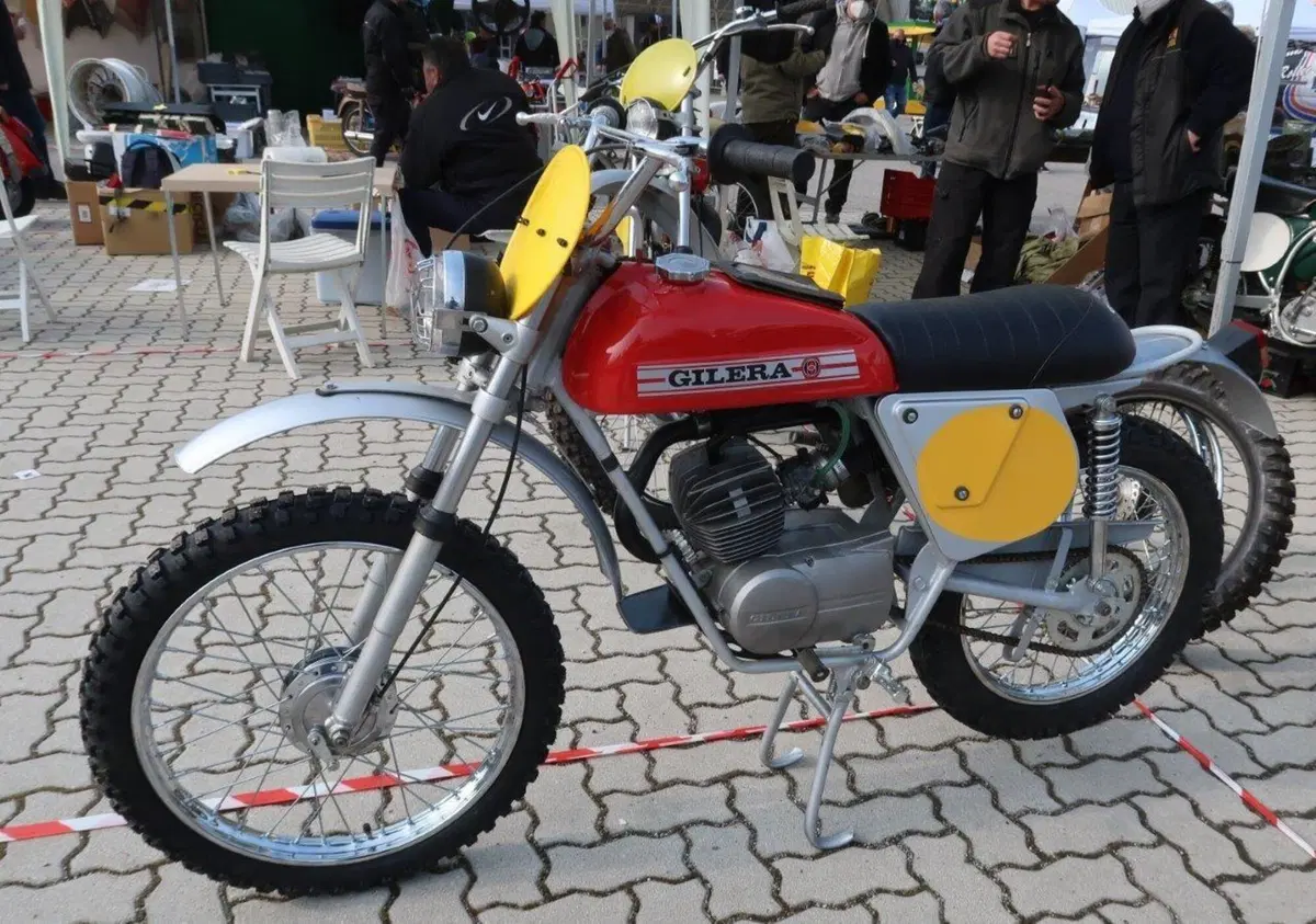 Epoca: Guzzi e Gilera protagoniste alla Mostra Scambio di Novegro  (22)