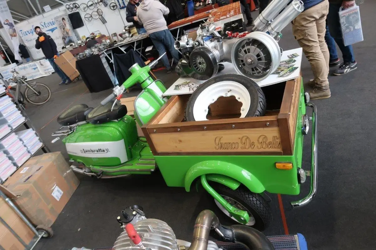 Epoca: Guzzi e Gilera protagoniste alla Mostra Scambio di Novegro  (42)