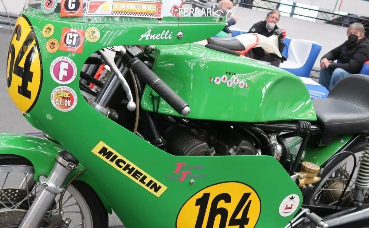 Epoca: Guzzi e Gilera protagoniste alla Mostra Scambio di Novegro  (37)