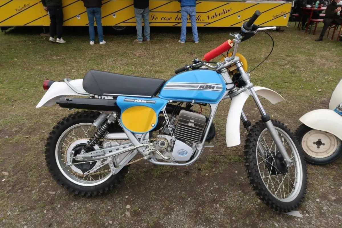 Epoca: Guzzi e Gilera protagoniste alla Mostra Scambio di Novegro  (38)