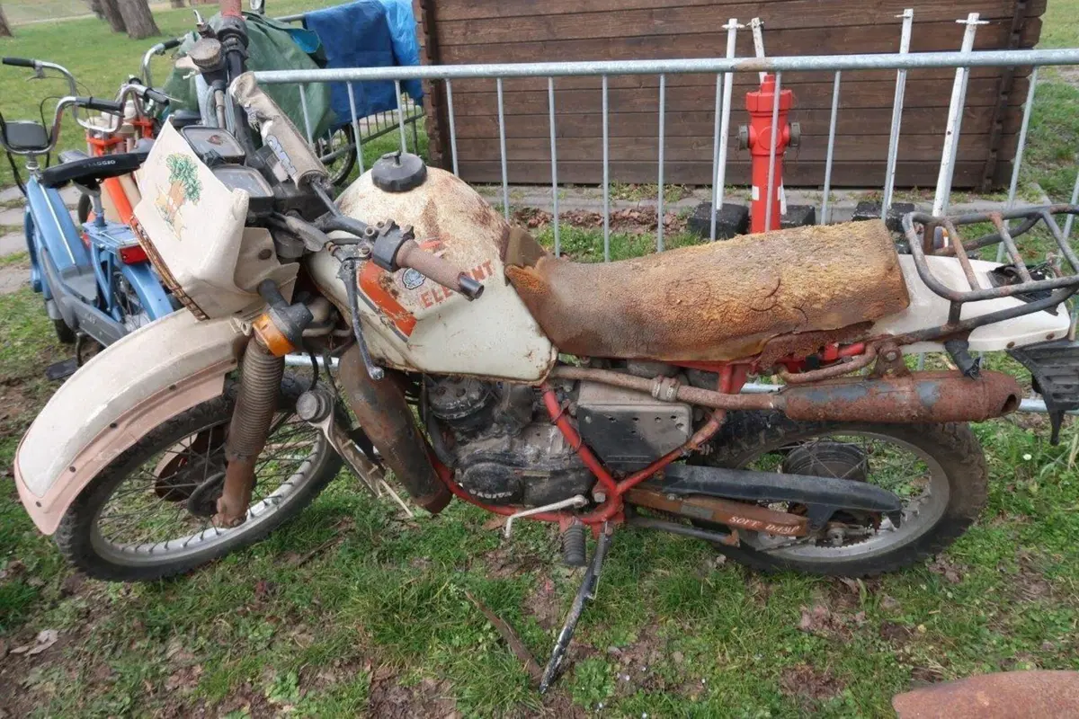 Epoca: Guzzi e Gilera protagoniste alla Mostra Scambio di Novegro  (51)