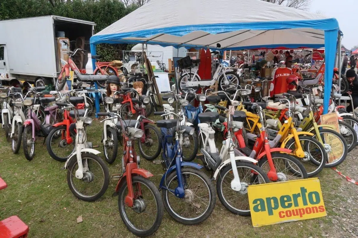 Epoca: Guzzi e Gilera protagoniste alla Mostra Scambio di Novegro  (67)