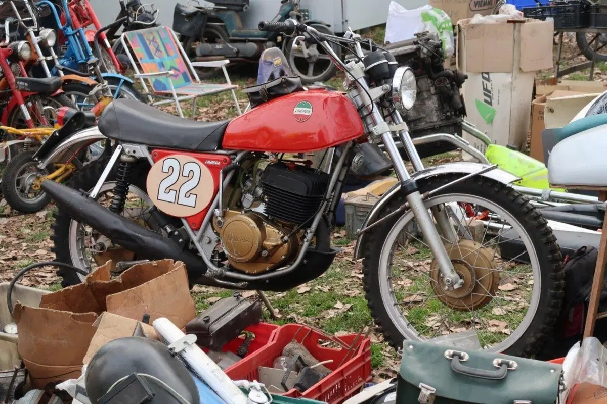 Epoca: Guzzi e Gilera protagoniste alla Mostra Scambio di Novegro  (74)
