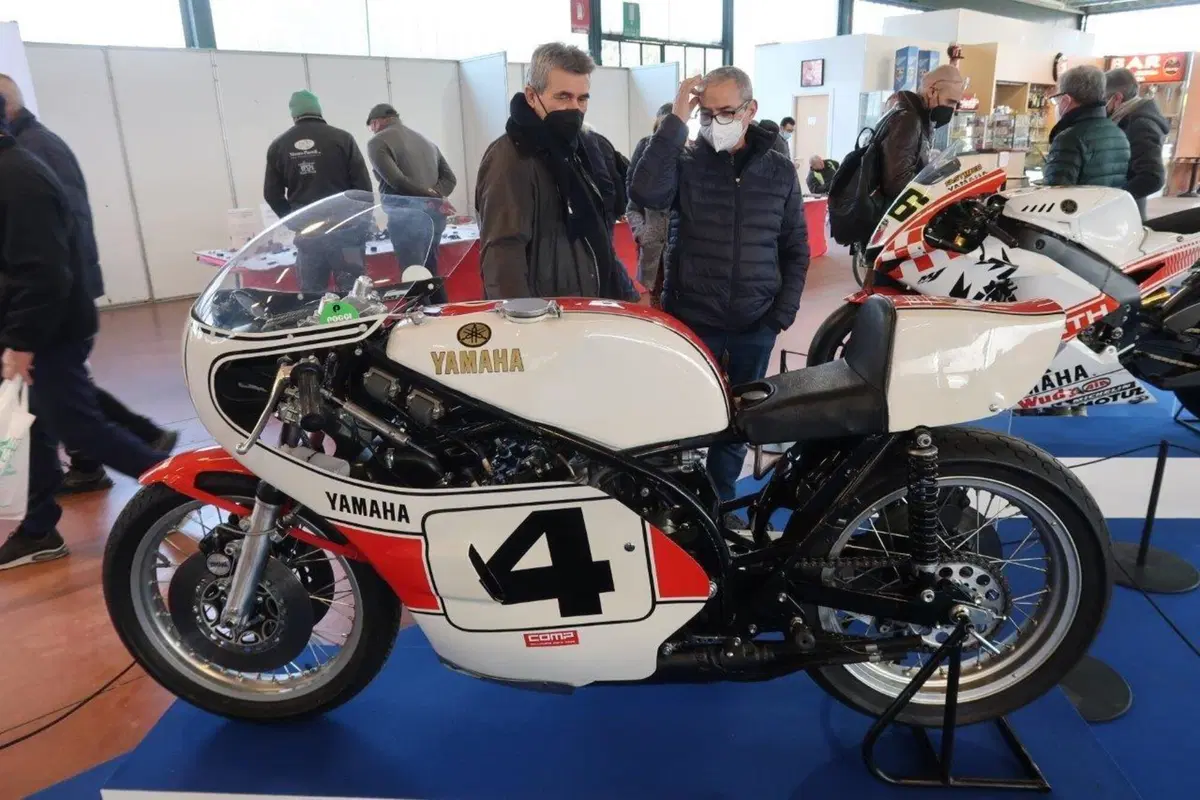 Epoca: Guzzi e Gilera protagoniste alla Mostra Scambio di Novegro  (82)