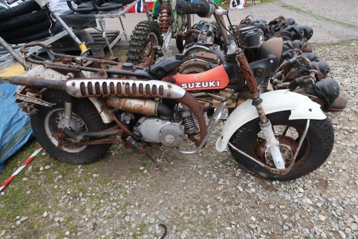 Epoca: Guzzi e Gilera protagoniste alla Mostra Scambio di Novegro  (81)