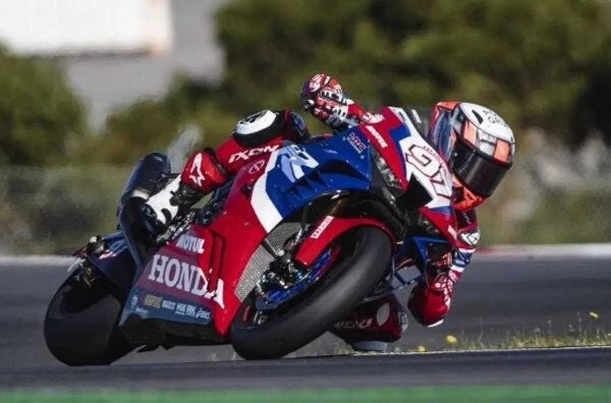 SBK, due giorni di prove per il team HRC a Portimao  (6)