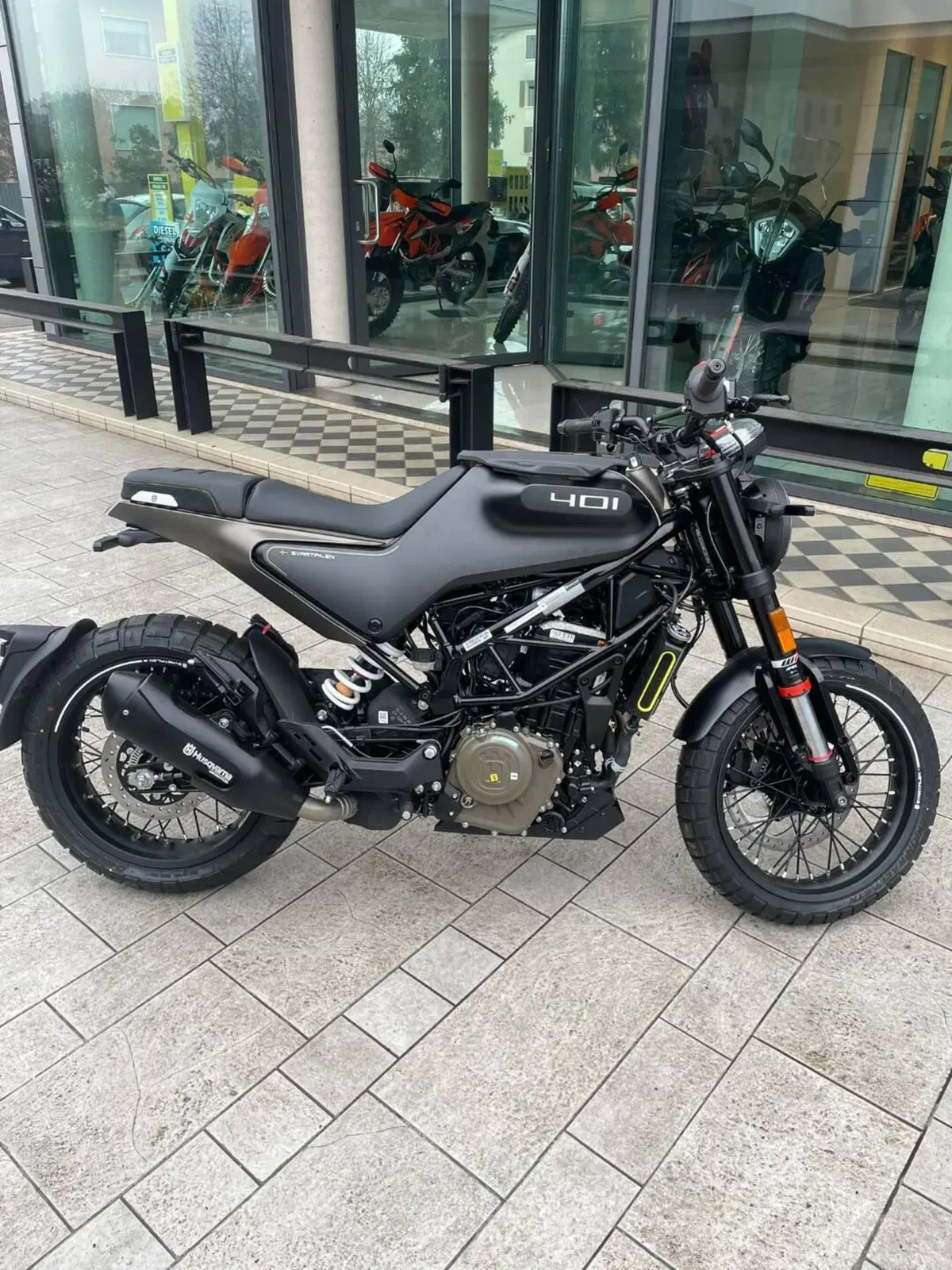 Husqvarna Svartpilen 401 (2021 - 23)