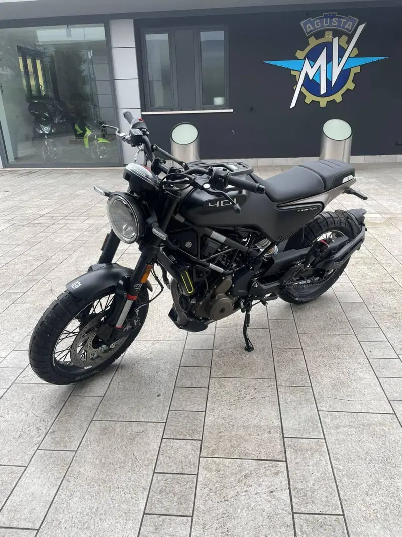 Husqvarna Svartpilen 401 (2021 - 23) (3)