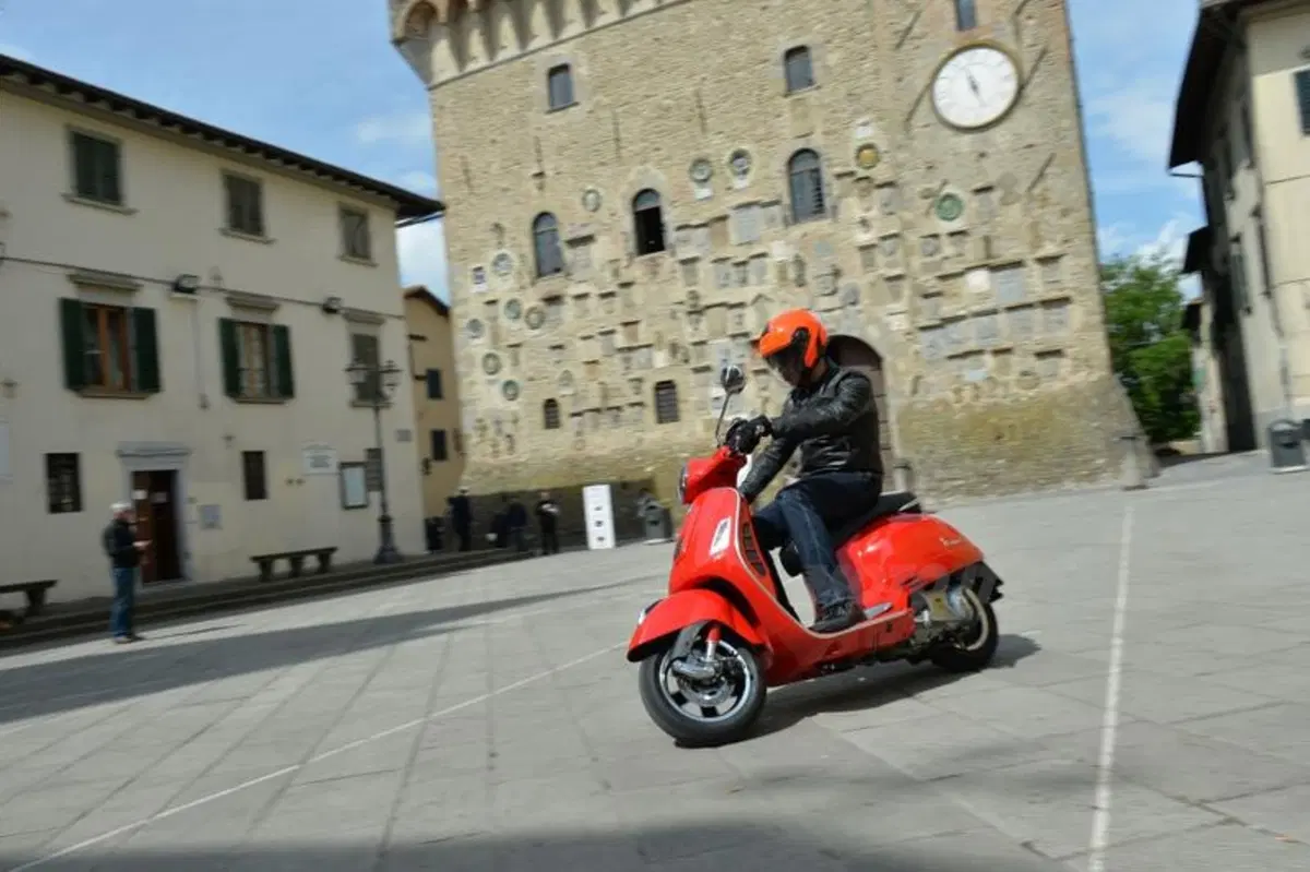 Vespa GTS e GTS Super 300 ABS