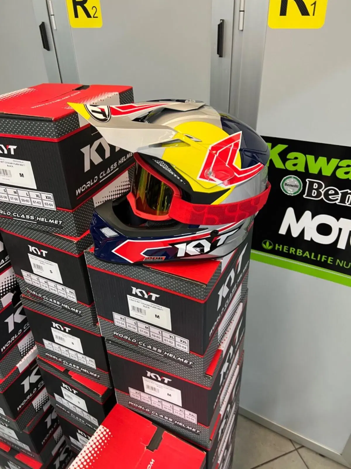 Casco KYT Helmet (7)