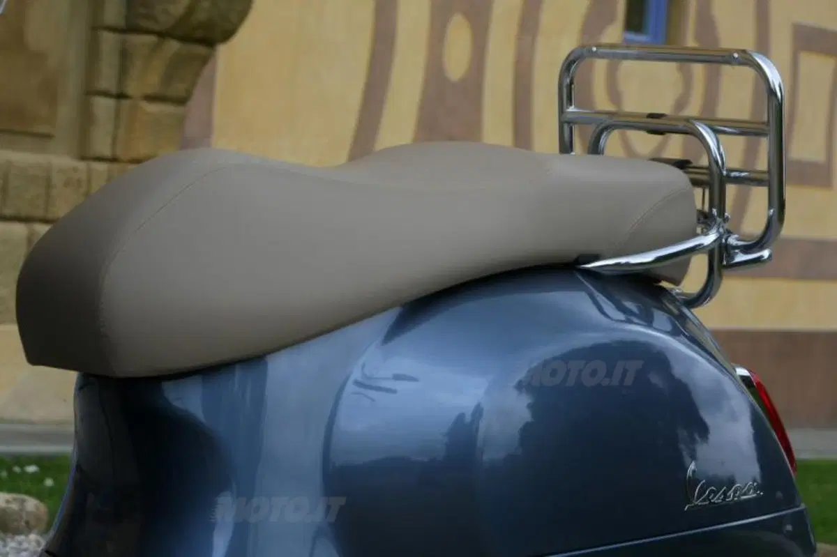 Vespa GTS e GTS Super 300 ABS (19)
