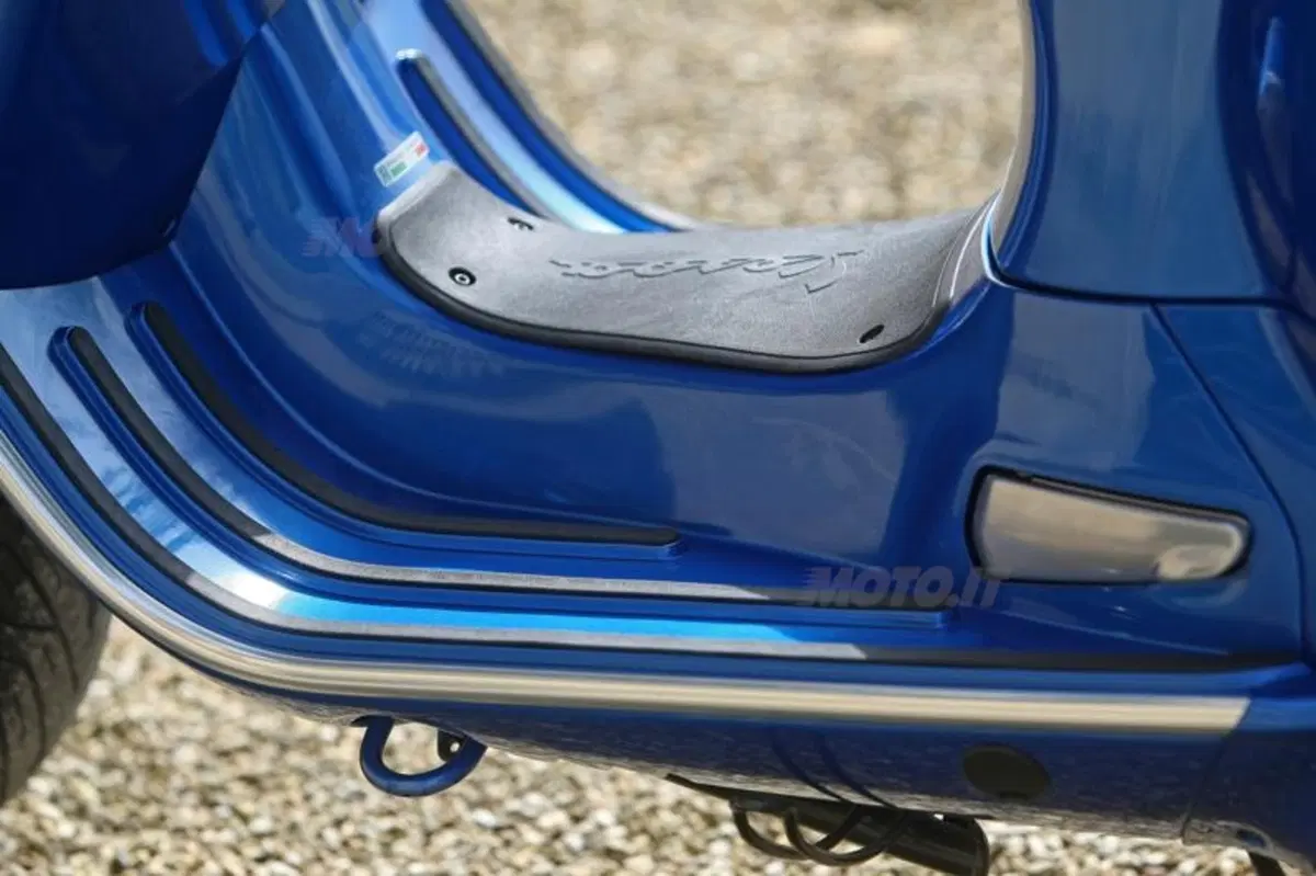 Vespa GTS e GTS Super 300 ABS (38)