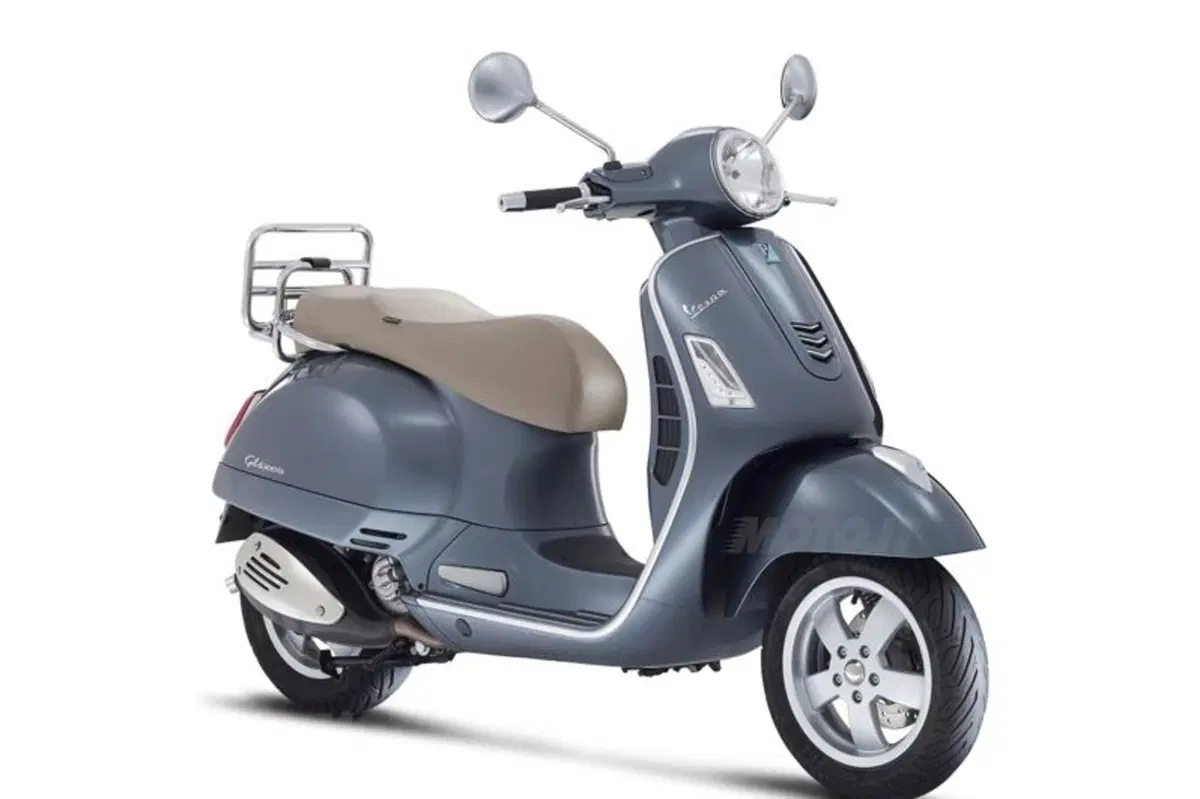 Vespa GTS e GTS Super 300 ABS (50)