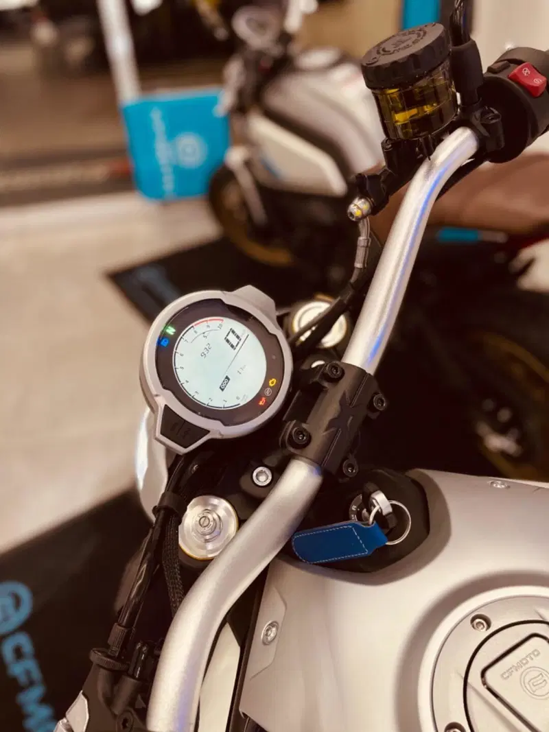CFMOTO 700CL-X Heritage (2021 - 26) (17)