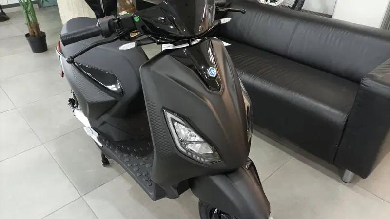 Piaggio 1 (2022 - 26) (2)