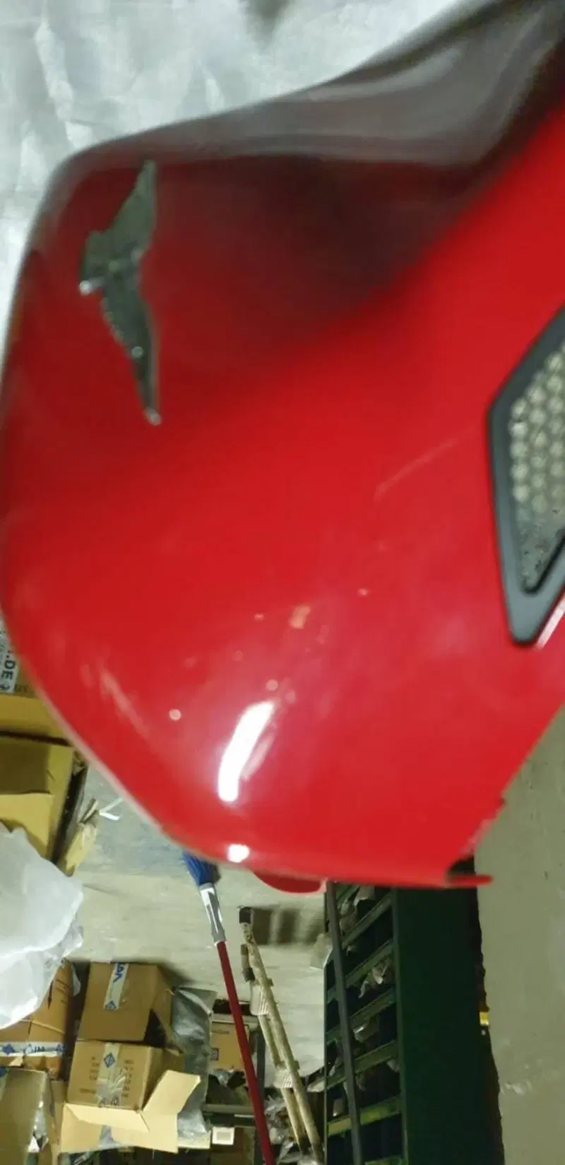 Coperchio serbatoio dx V85TT Rosso Vulcano E4 - VV Moto Guzzi (5)