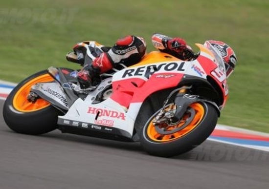 MotoGP. Marquez domina le prove del venerdì in Argentina