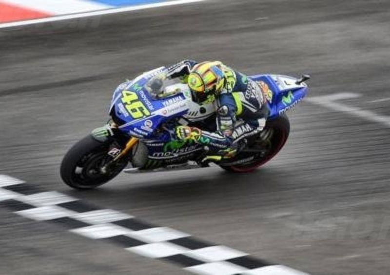 Rossi: &quot;Honda, nettamente la moto migliore&quot;