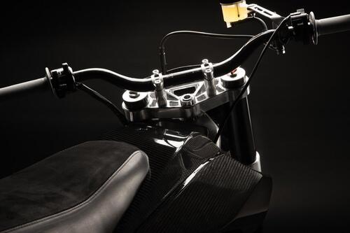 Axiis svela al Liion. Motard elettrico da 720 Nm (4)