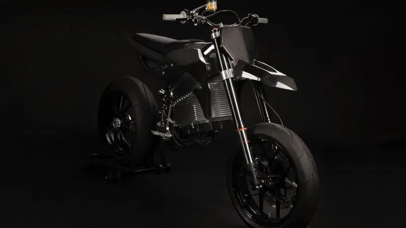 Axiis svela al Liion. Motard elettrico da 720 Nm