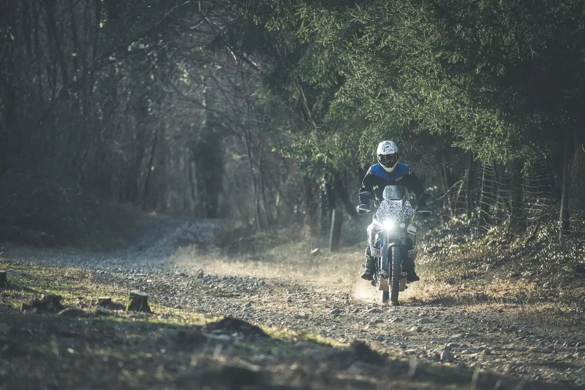 MV Agusta Lucky Explorer 9.5: TEST anteprima del prototipo su strada e offroad! (22)