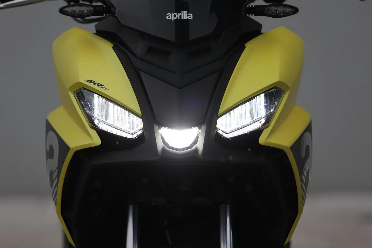 Aprilia SR GT 125 e 200 TEST: più crossover che GT! (33)