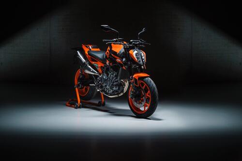 KTM 890 Duke GP 2022: ecco com'è fatta! 