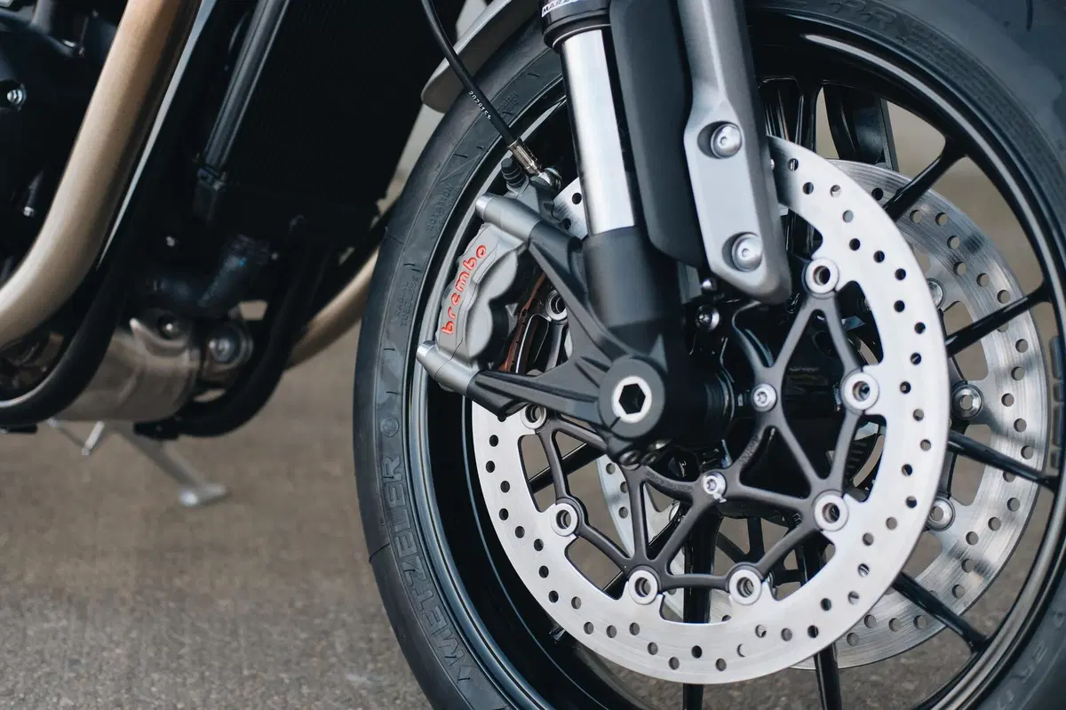 Nuova Triumph Speed Twin Breitling Limited Edition (18)