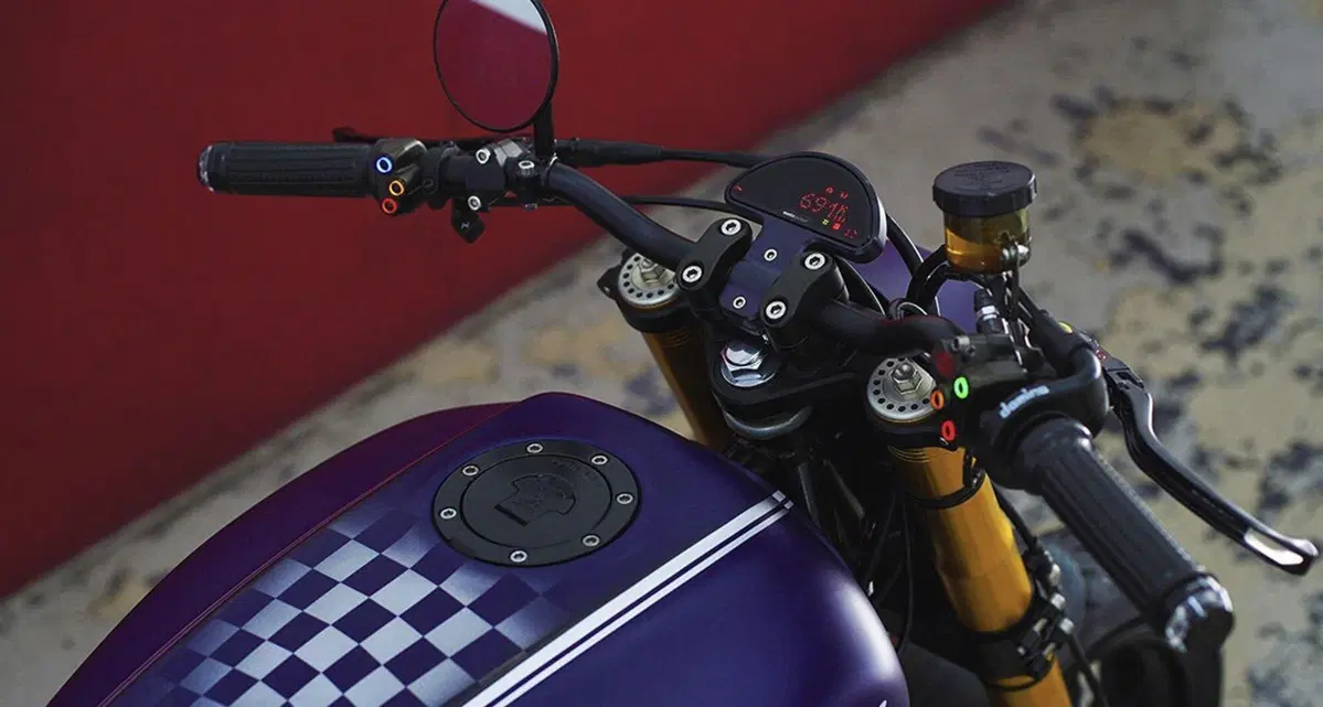 La Honda CBX1000, un po' Aprilia MotoGP, di Jorge 'Aspar' Martinez (5)