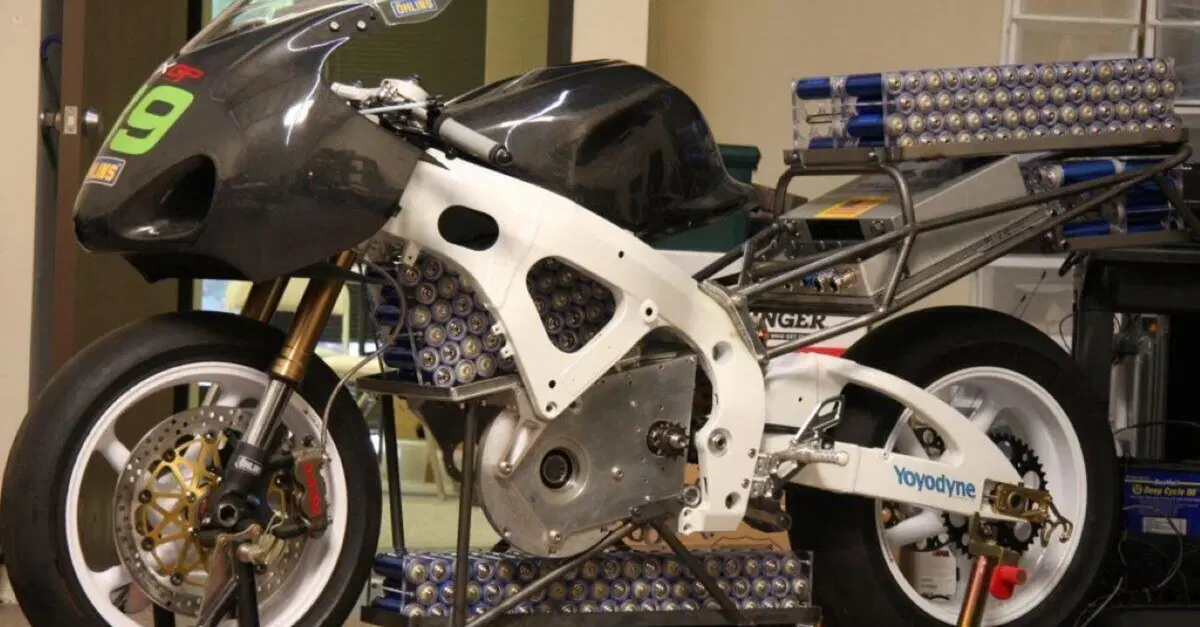 La prima moto elettrica? Un'Hayabusa!