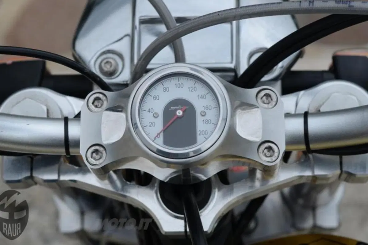 Zaeta, la moto che non c'era (15)