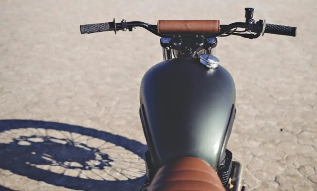 British Customs Triumph Scrambler (2)