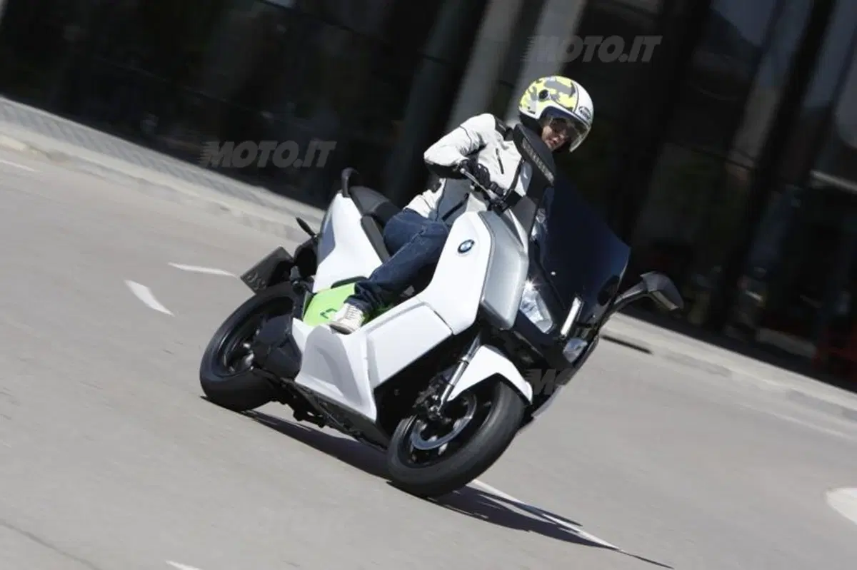 BMW C evolution (3)