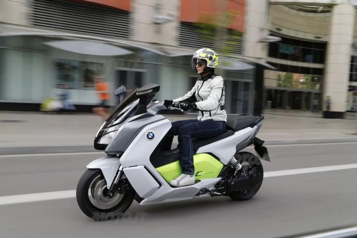BMW C evolution (9)