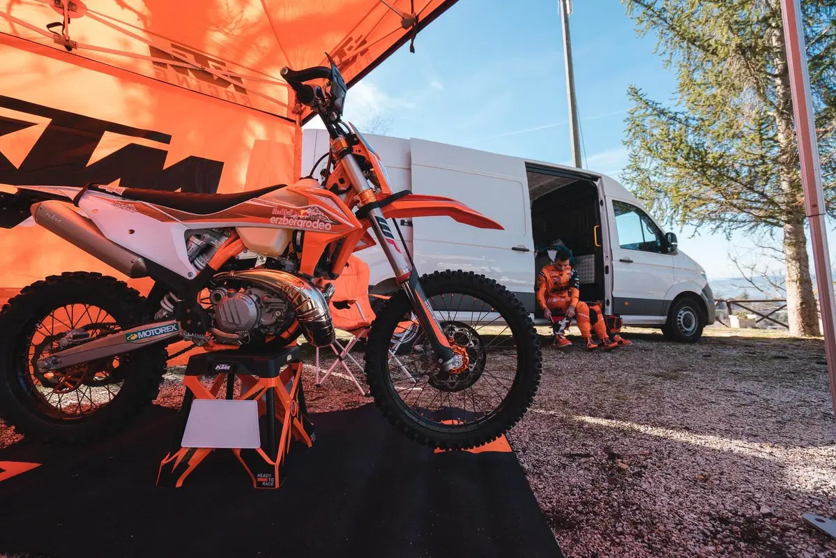 Danilo Petrucci prova con noi le KTM EXC 2022 e... la Panda 4x4! SERVIZIO SPECIALE (12)