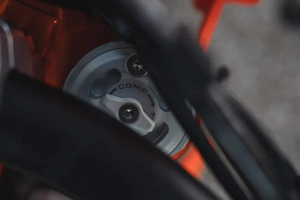 Abbiamo provato le KTM EXC 2022 300 2t e 350 4t top di gamma (26)