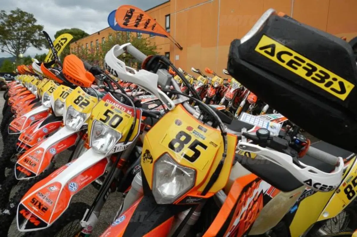 Trofeo Enduro KTM. Gubbio, il mare di fango non ferma i piloti! (9)