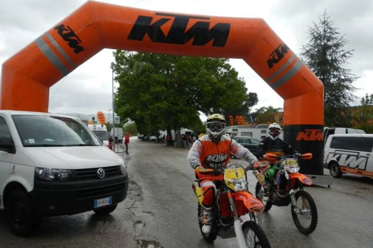Trofeo Enduro KTM. Gubbio, il mare di fango non ferma i piloti! (37)