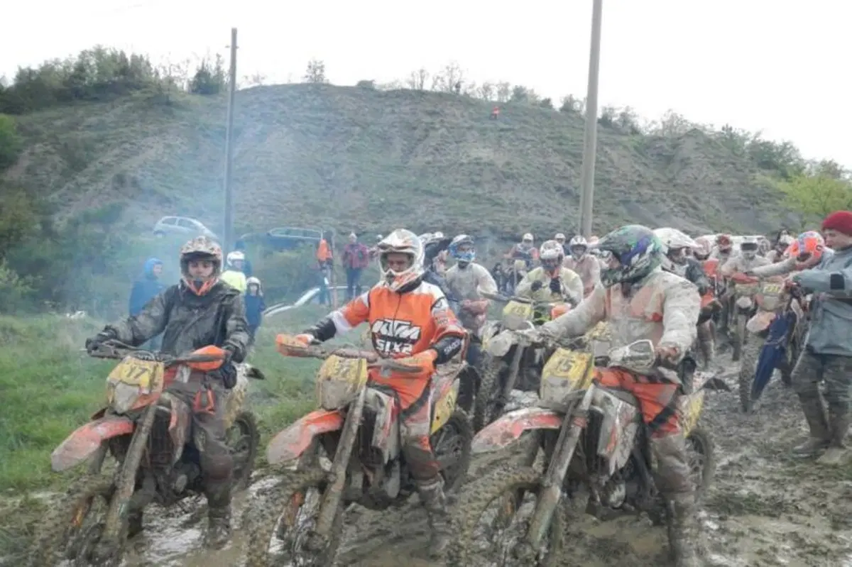Trofeo Enduro KTM. Gubbio, il mare di fango non ferma i piloti! (44)