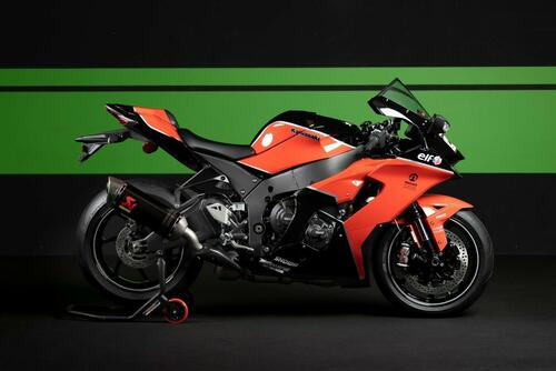 Kawasaki: la ZX-10R replica GPZ 900R all'asta