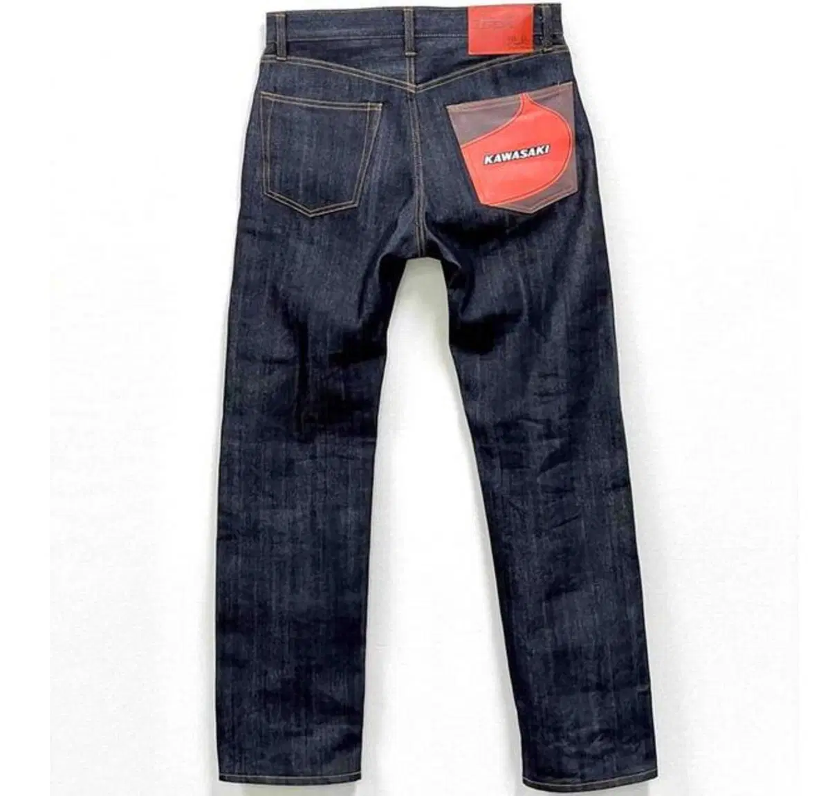 Z1 Denim: i jeans dei 50 anni delle Kawasaki Z (4)