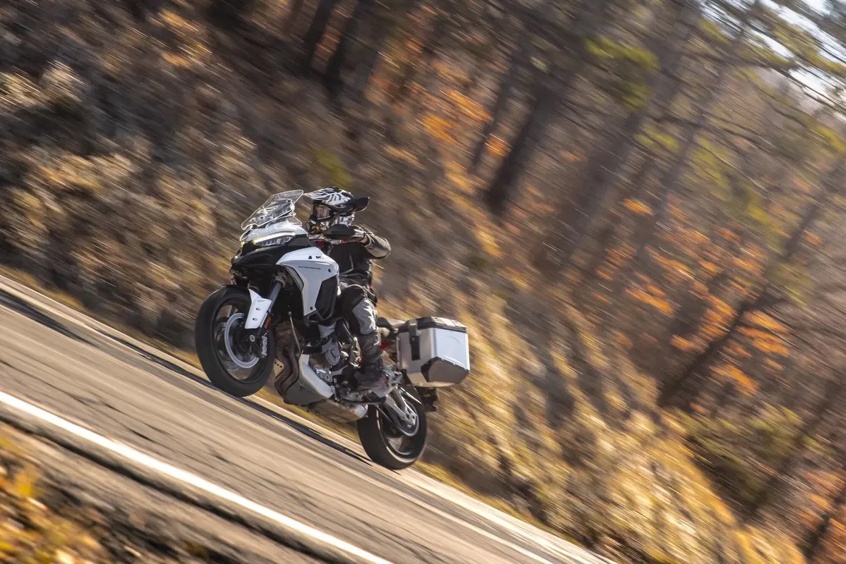 Ducati Multistrada V4, novità elettroniche, colorazioni e accessori (13)