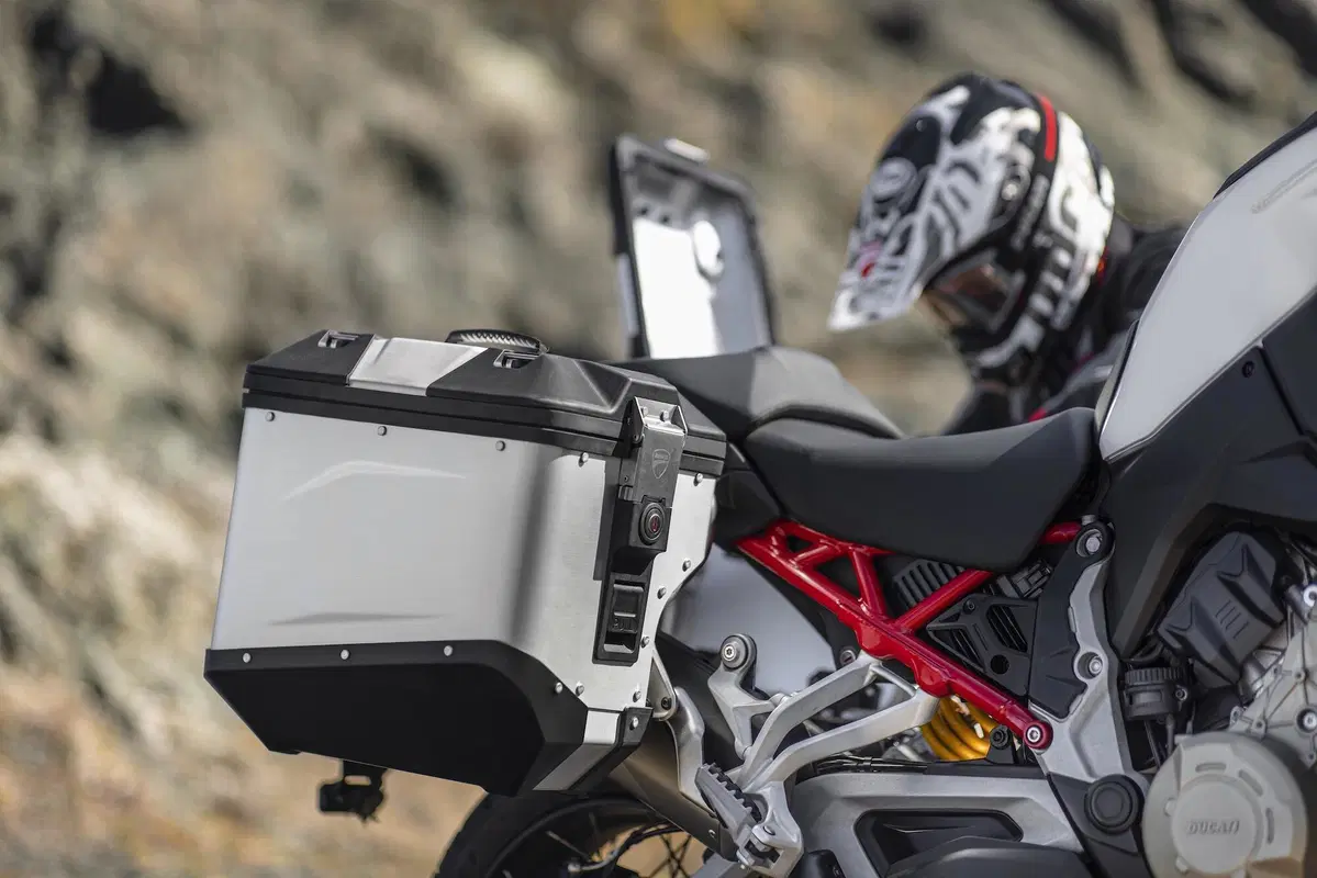 Ducati Multistrada V4, novità elettroniche, colorazioni e accessori (15)