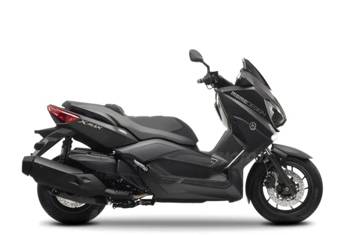 Yamaha presenta il nuovo X-Max 400 MomoDesign (25)