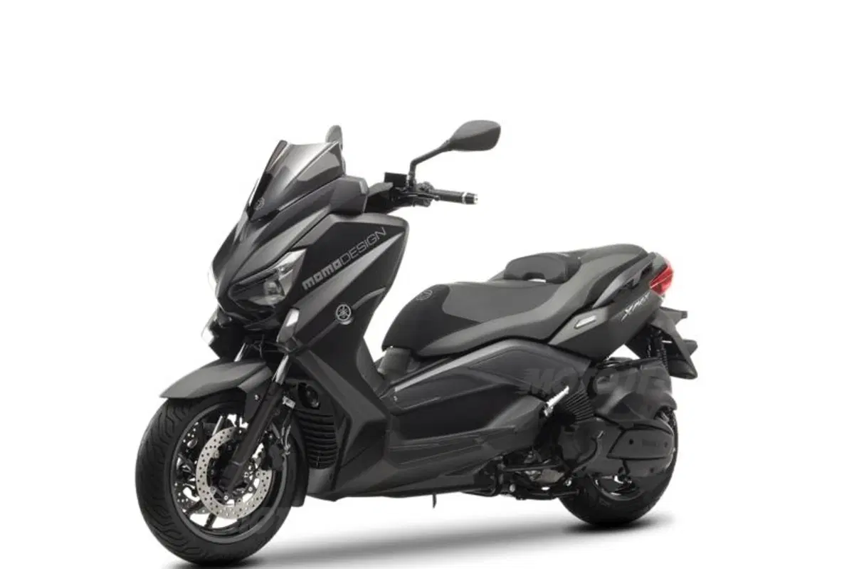 Yamaha presenta il nuovo X-Max 400 MomoDesign (30)