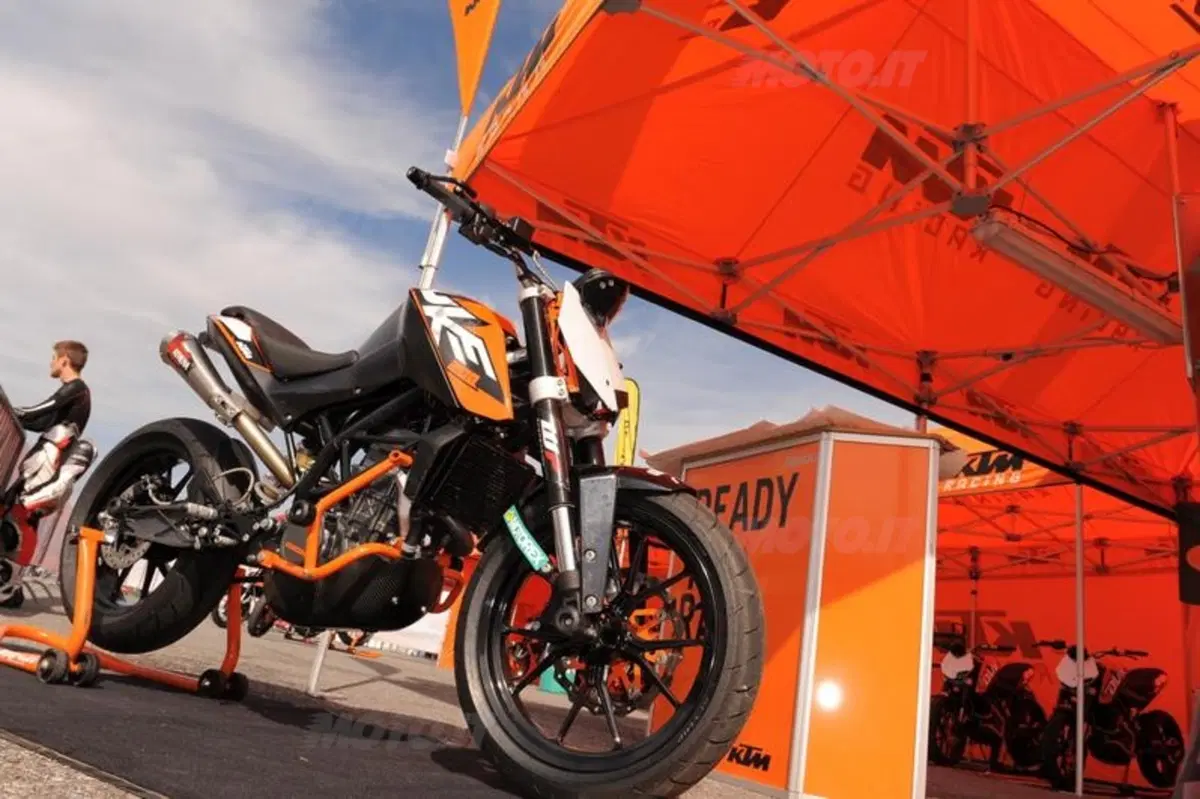 KTM 200 Duke Trophy, ve lo raccontiamo dalla pista (20)