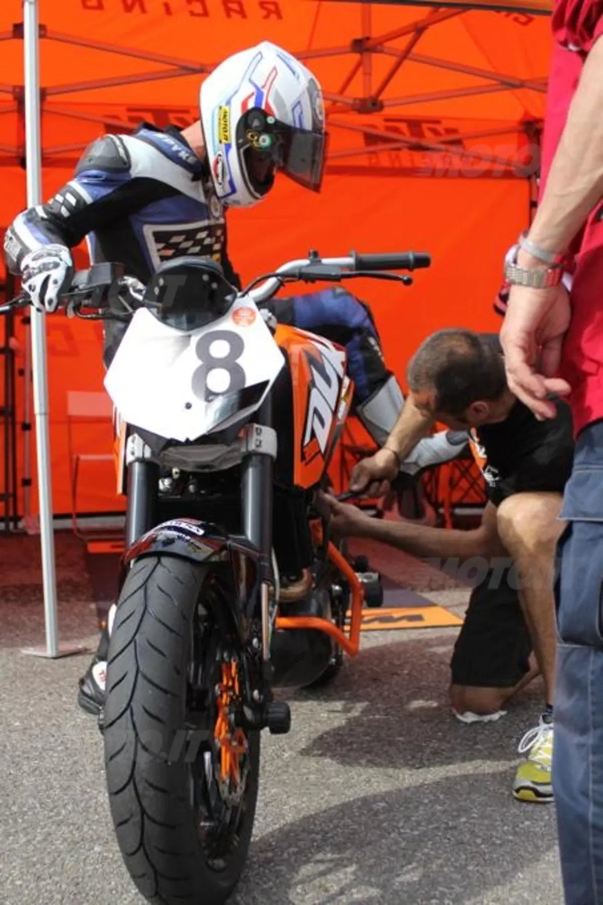 KTM 200 Duke Trophy, ve lo raccontiamo dalla pista (34)