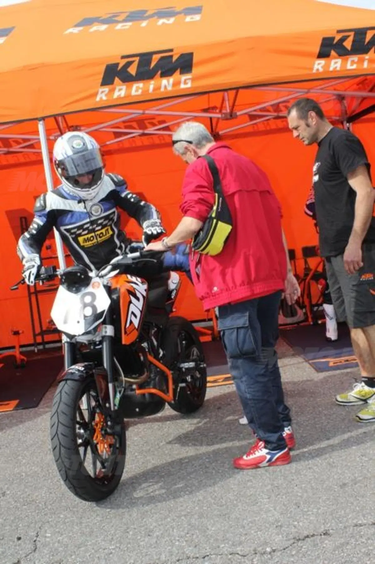 KTM 200 Duke Trophy, ve lo raccontiamo dalla pista (35)